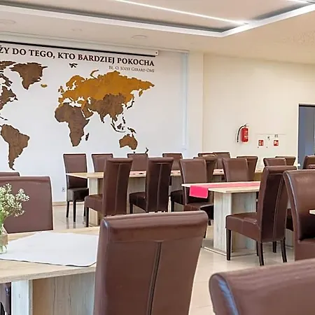 Oblacka Przystan Hotel *